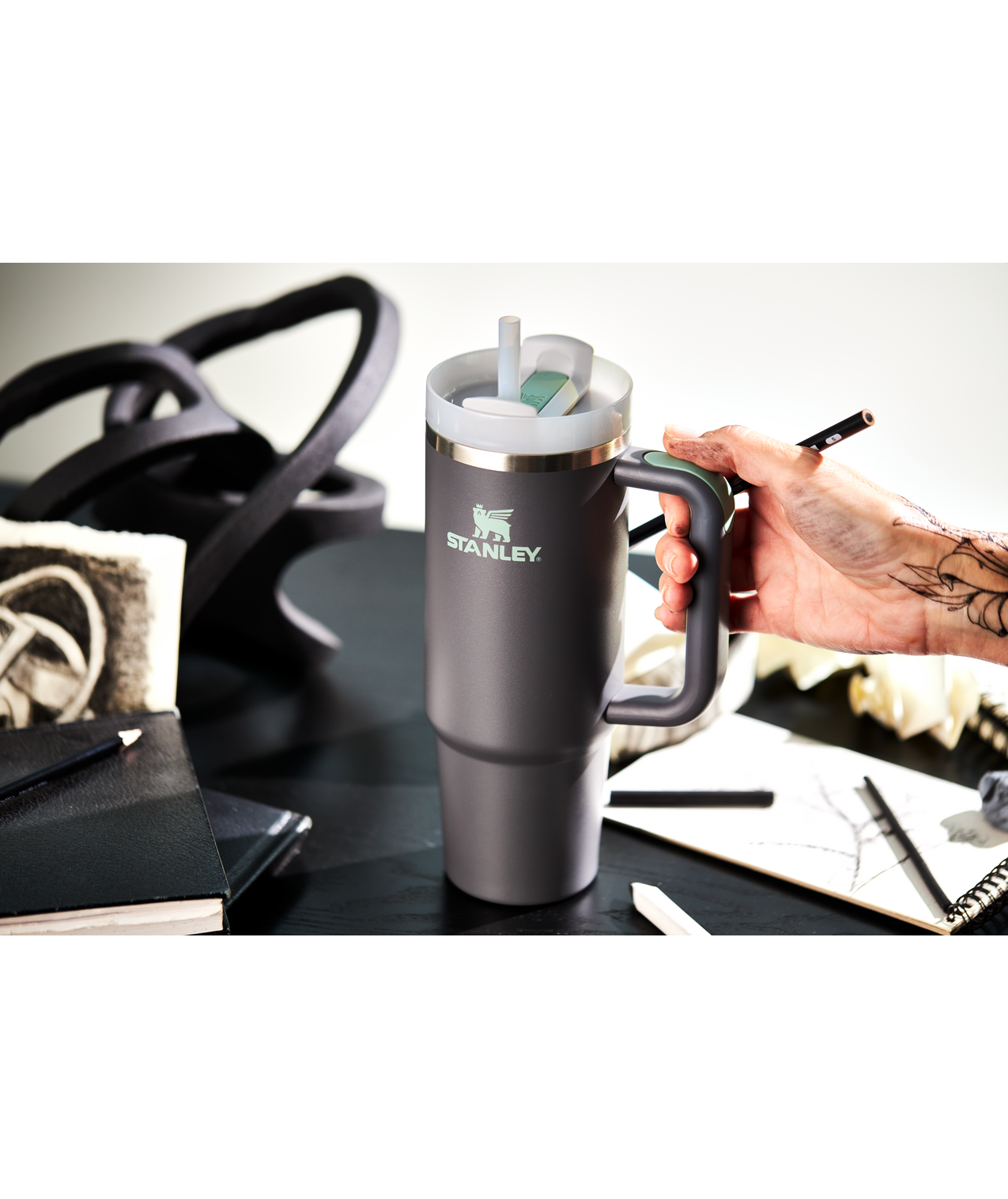 Stanley Quencher H2.0 FlowState™ Tumbler | 40 OZ